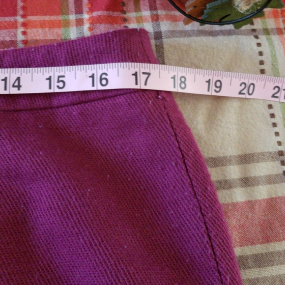 APT 9 wine colored skirt,  size 12. - Picture 6 of 7